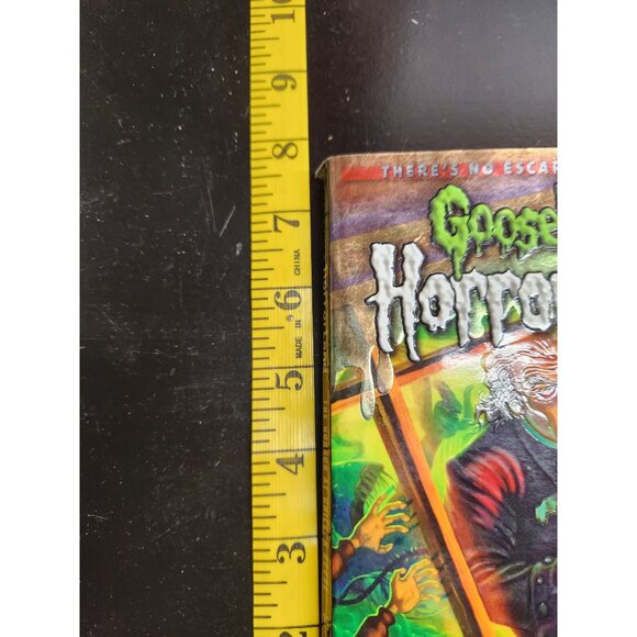 Goosebumps Horrorland "The Horror At Chiller House" By R.L. Stine Paperback 2011 - Picture 7 of 8